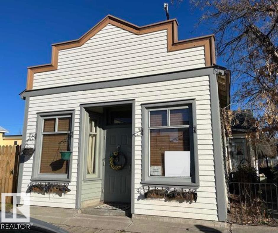 5023 50 Street