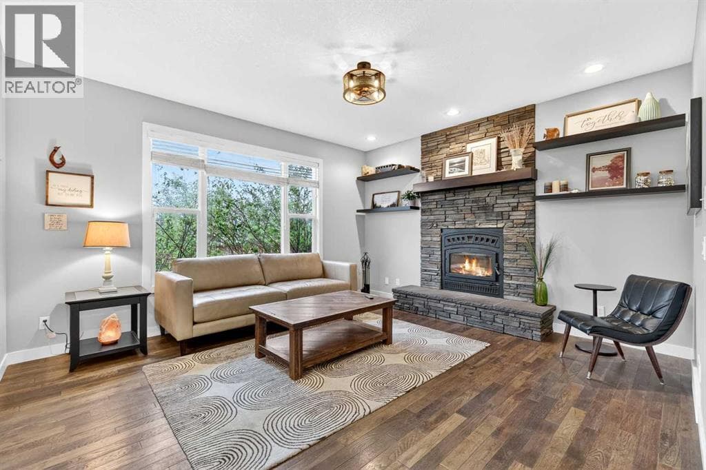 55 Hanson Way NE — photo 3