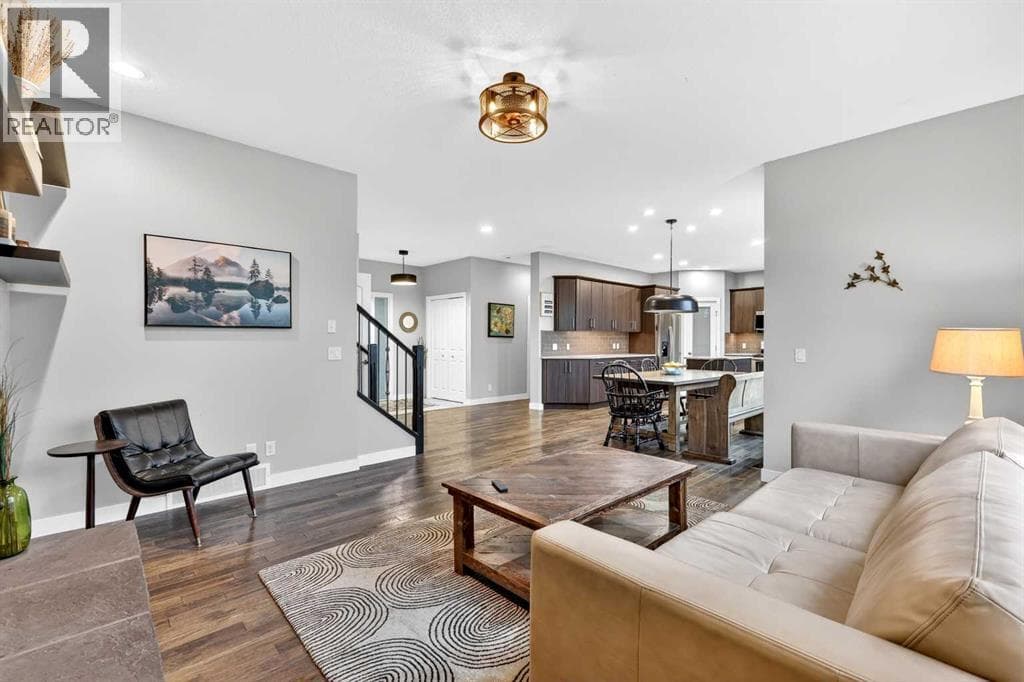 55 Hanson Way NE — photo 4