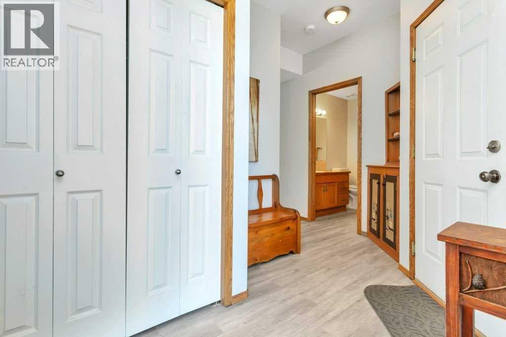 345 Addington Drive — photo 4