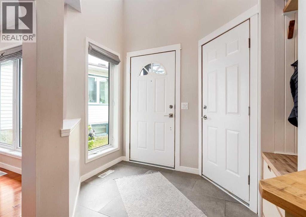 237 Scenic View Close NW — photo 4