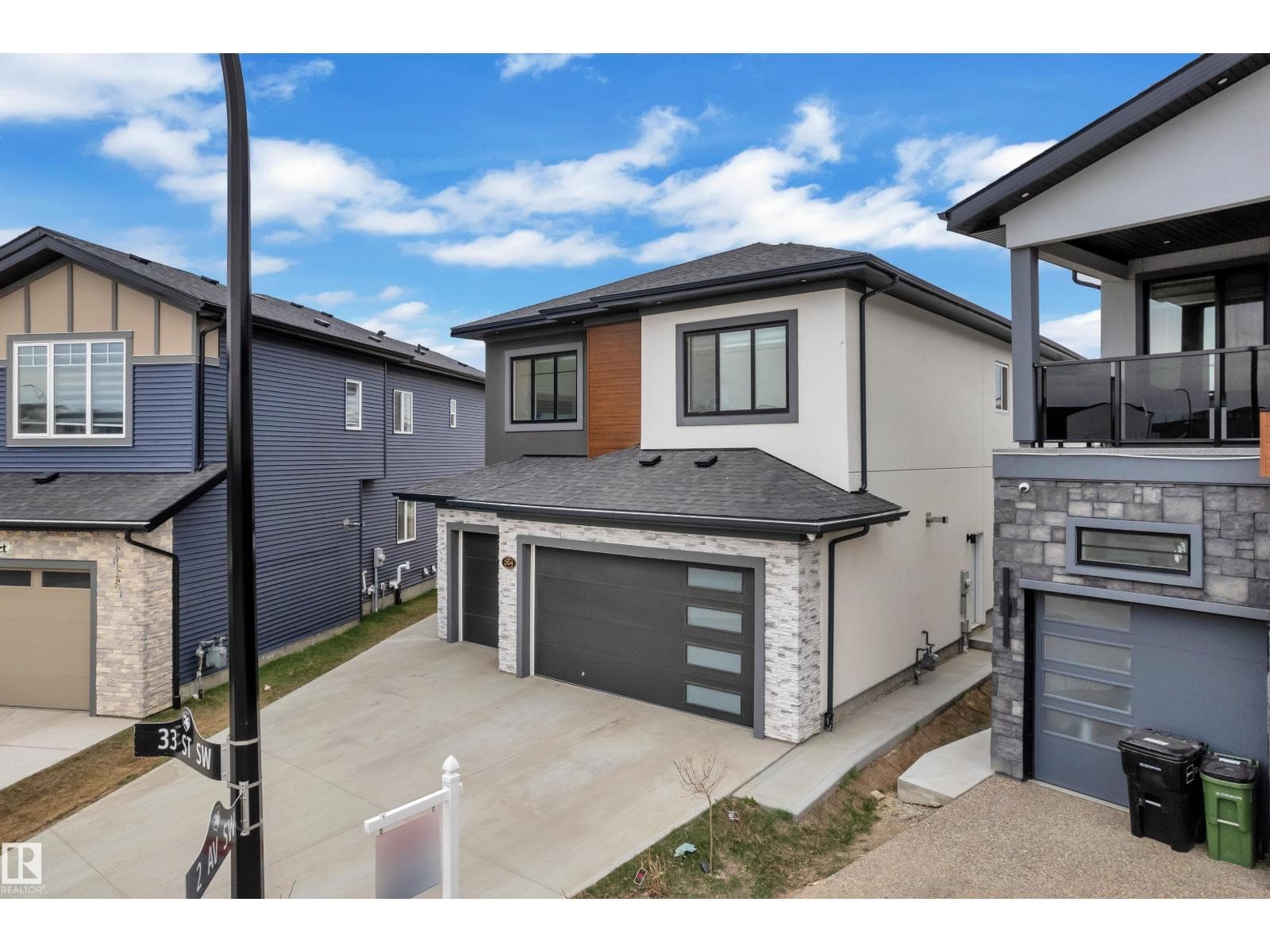 204 33 STREET SW SW — photo 3