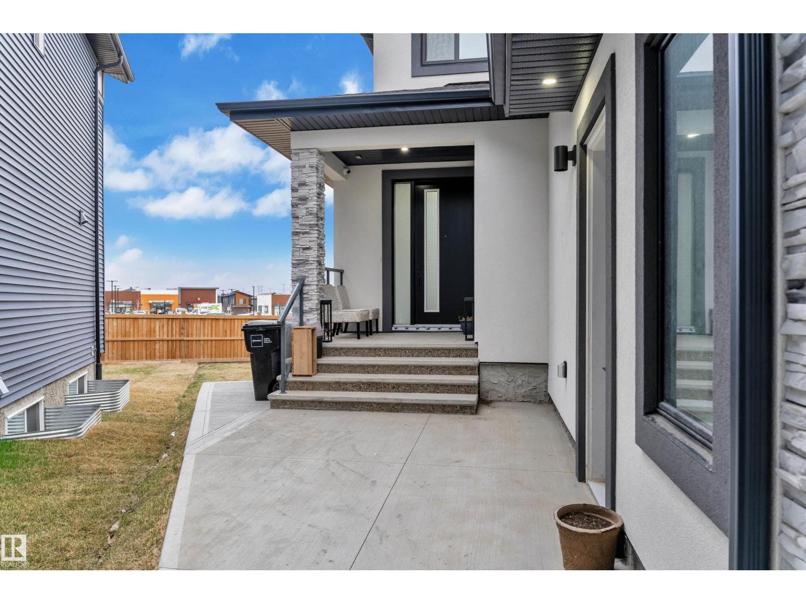 204 33 STREET SW SW — photo 5