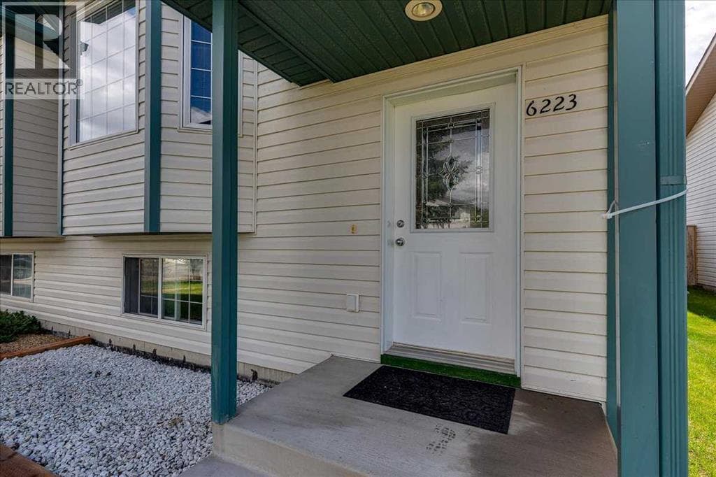 6223 Orr Drive — photo 4