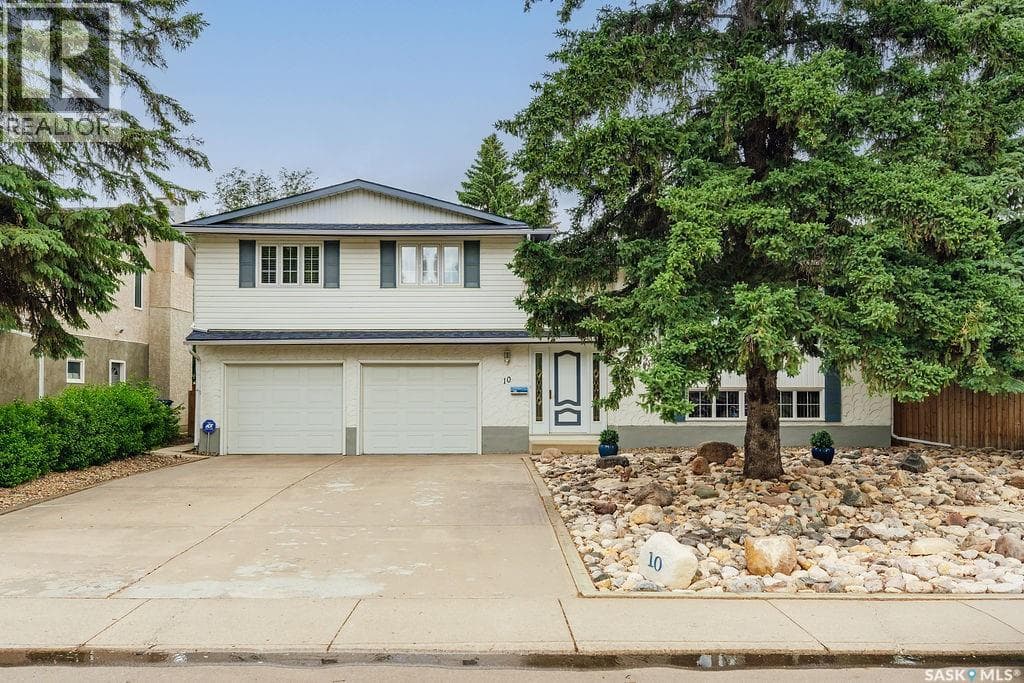 10 Capilano DRIVE