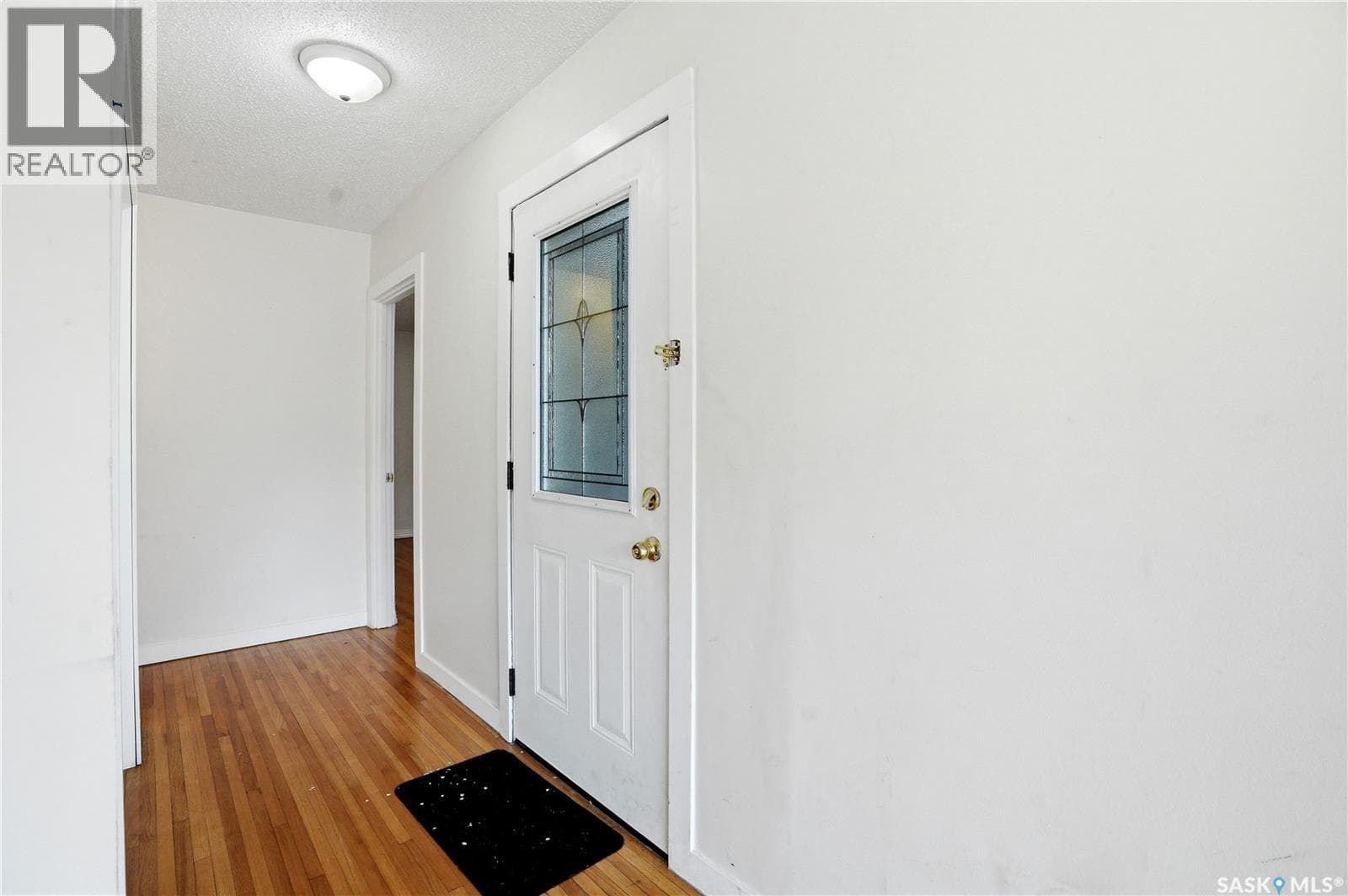 1308 Preston AVENUE S — photo 4