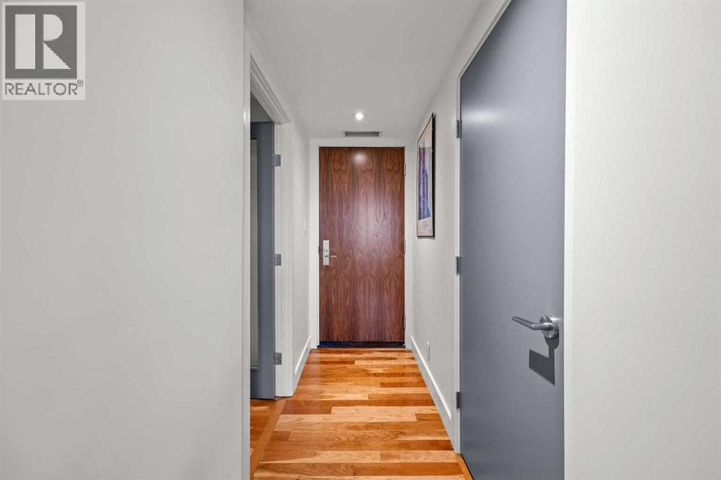 701, 10 Shawnee Hill SW — photo 4
