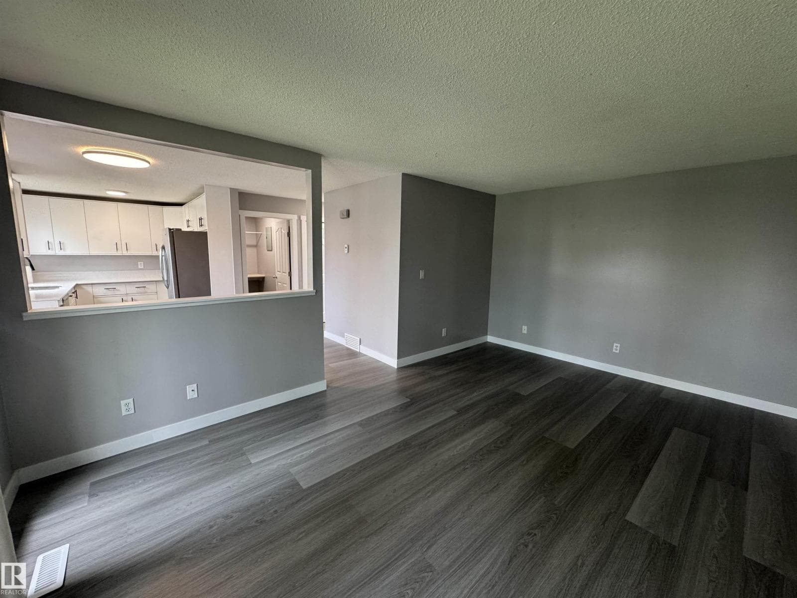 6441 180 ST NW — photo 5