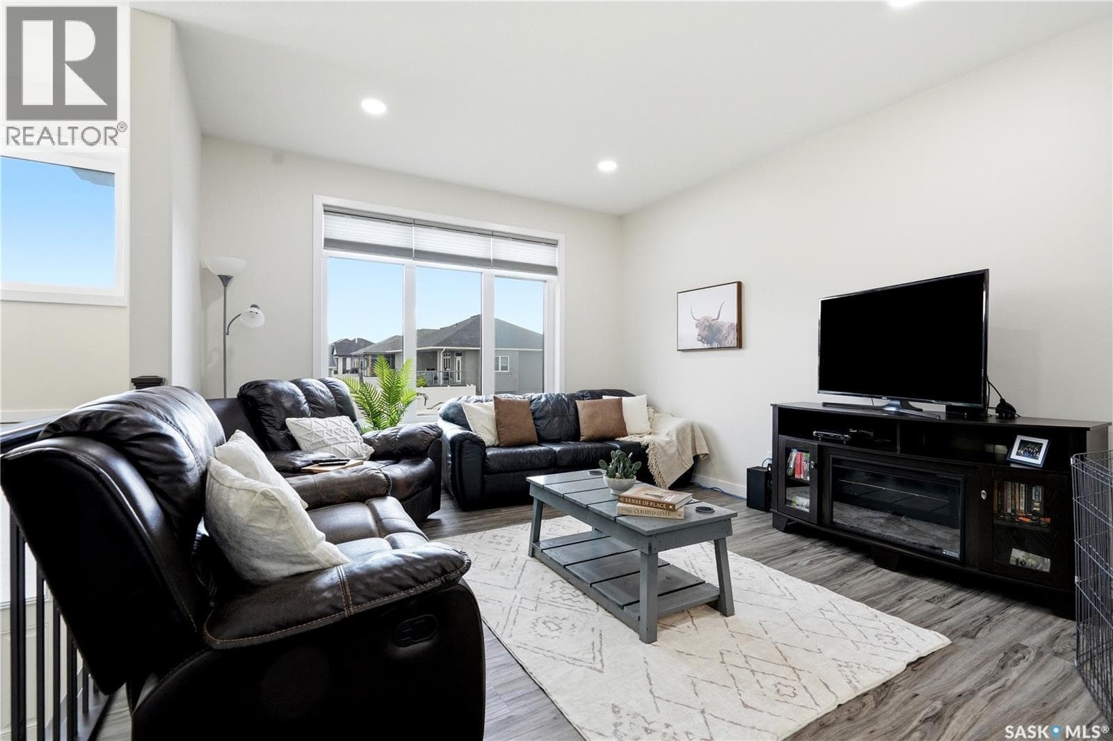 505 Mickelson LANE — photo 4