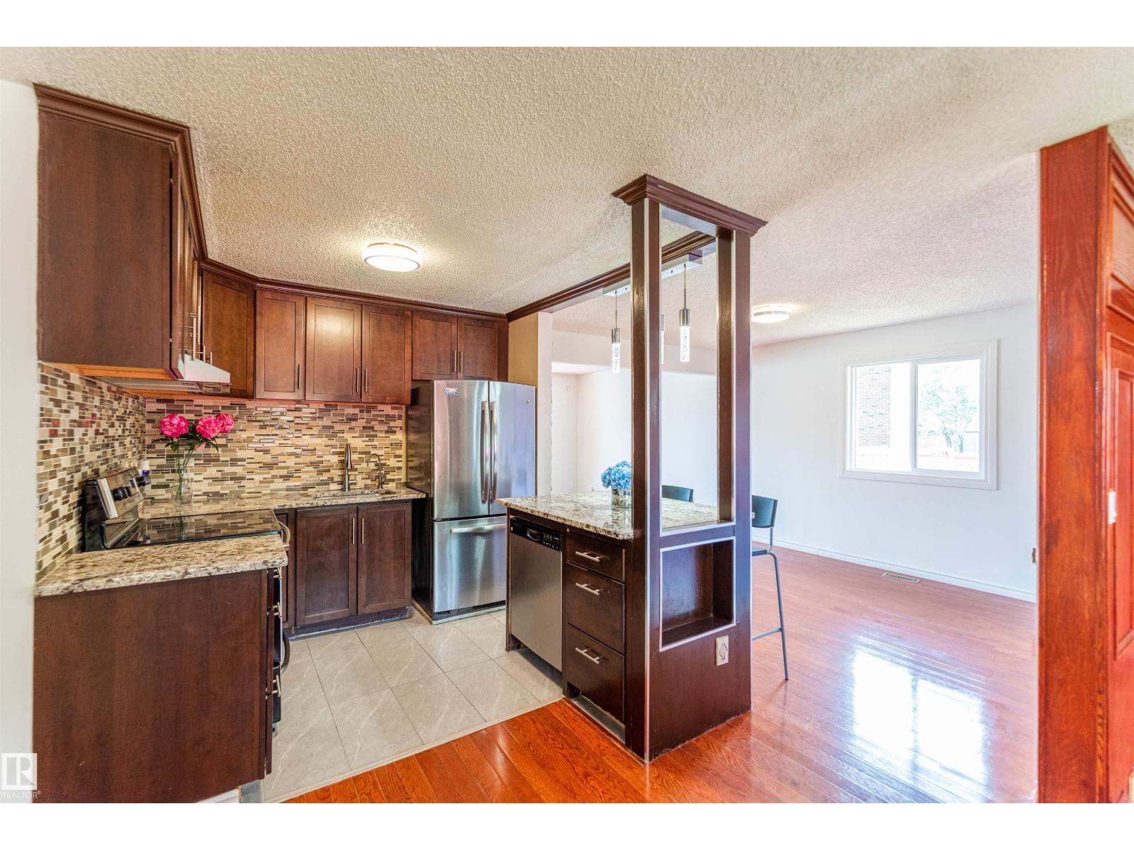 5 bed 3 bath single family at 16524 116 ST NW — $498,000 — photo 10