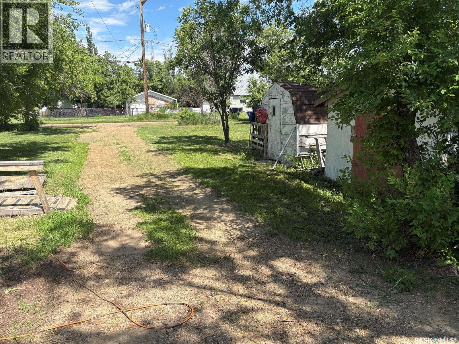 11 4th STREET — photo 2