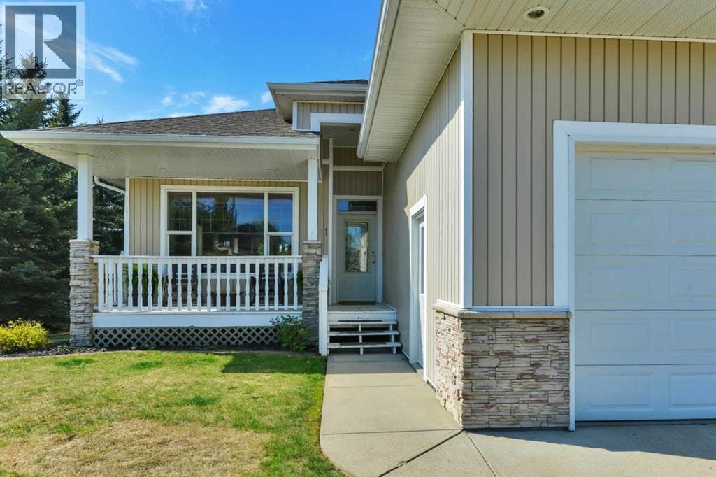1 Spruce Close — photo 3