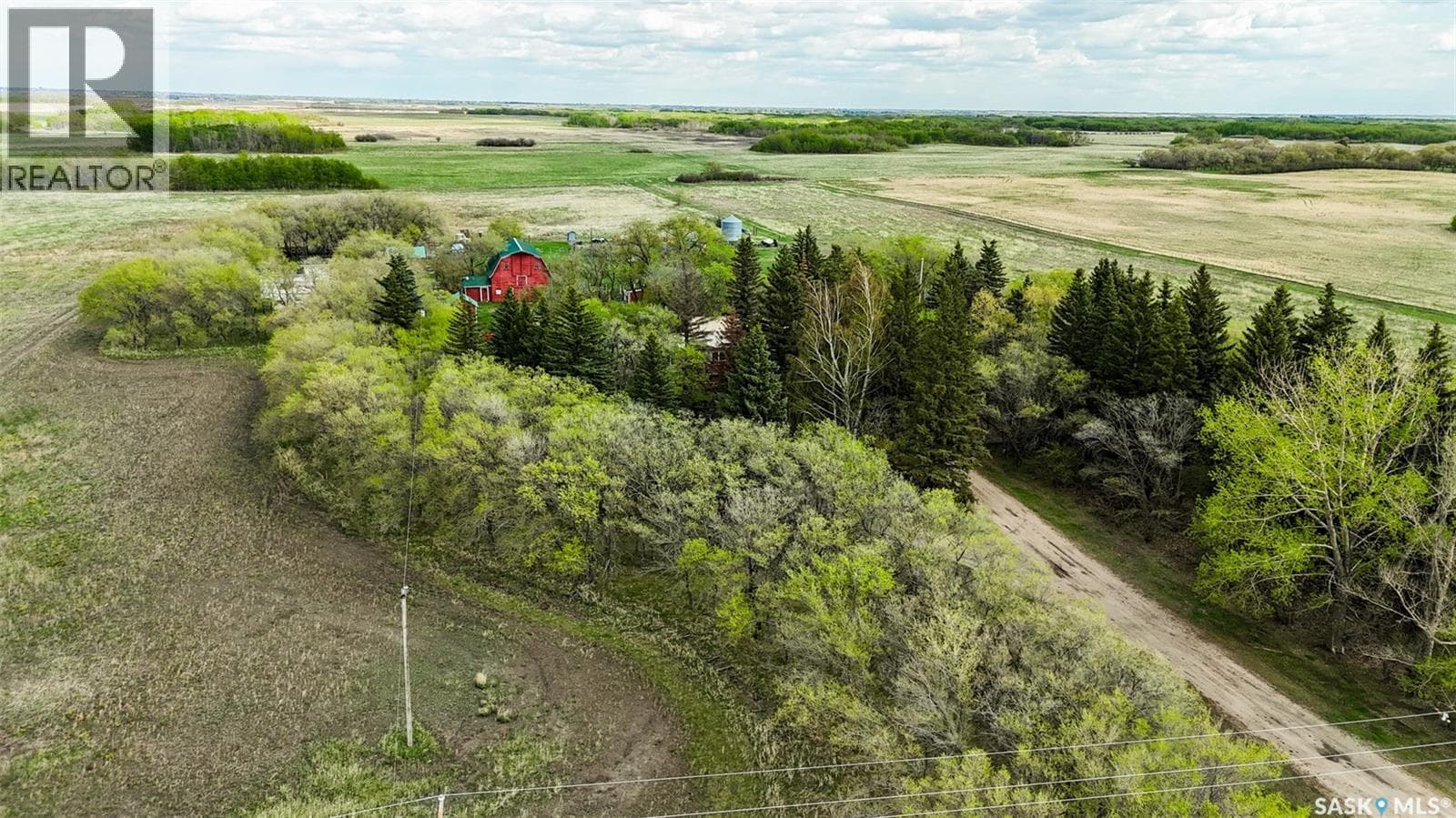 De Fehr Acres — photo 4