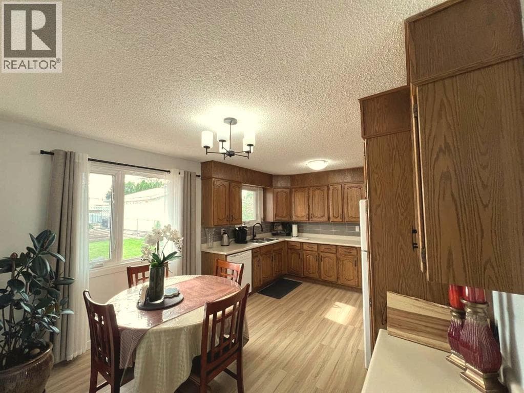2231 20 Avenue SE — photo 5