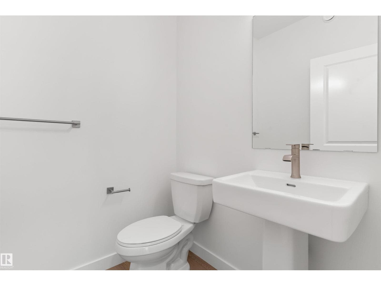 1054 CRISTALL CR SW — photo 4