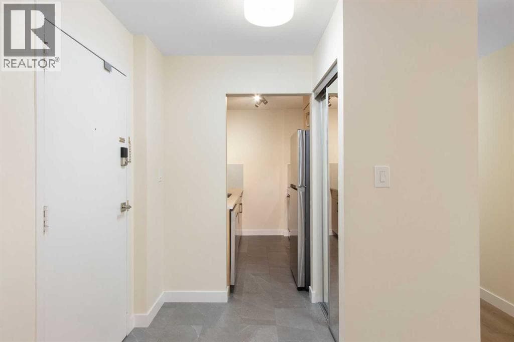 201, 523 15 Avenue SW — photo 5