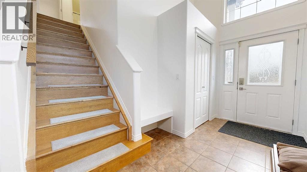10233 Landing Drive — photo 2