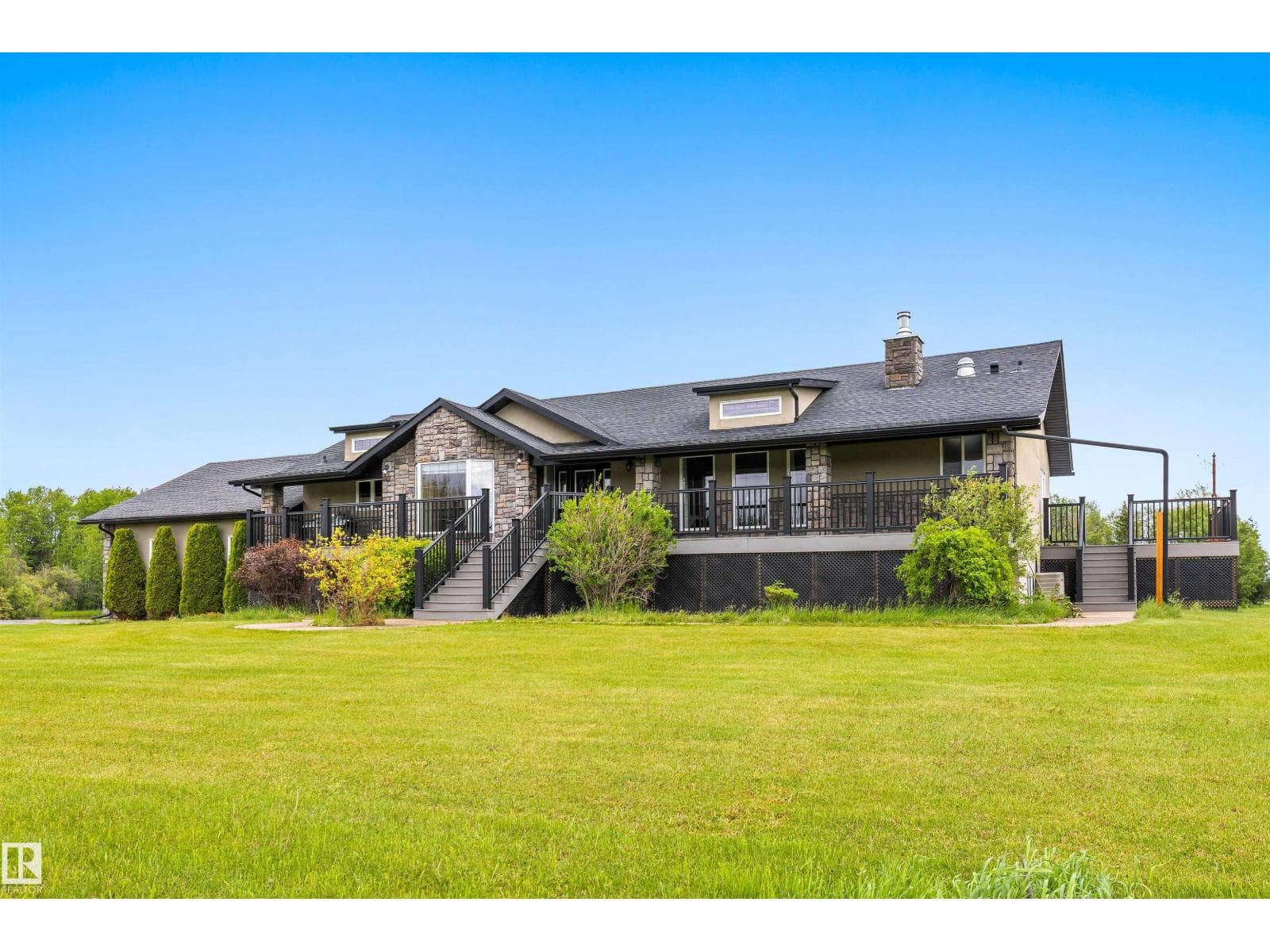 105 49413 RR 81 — photo 2