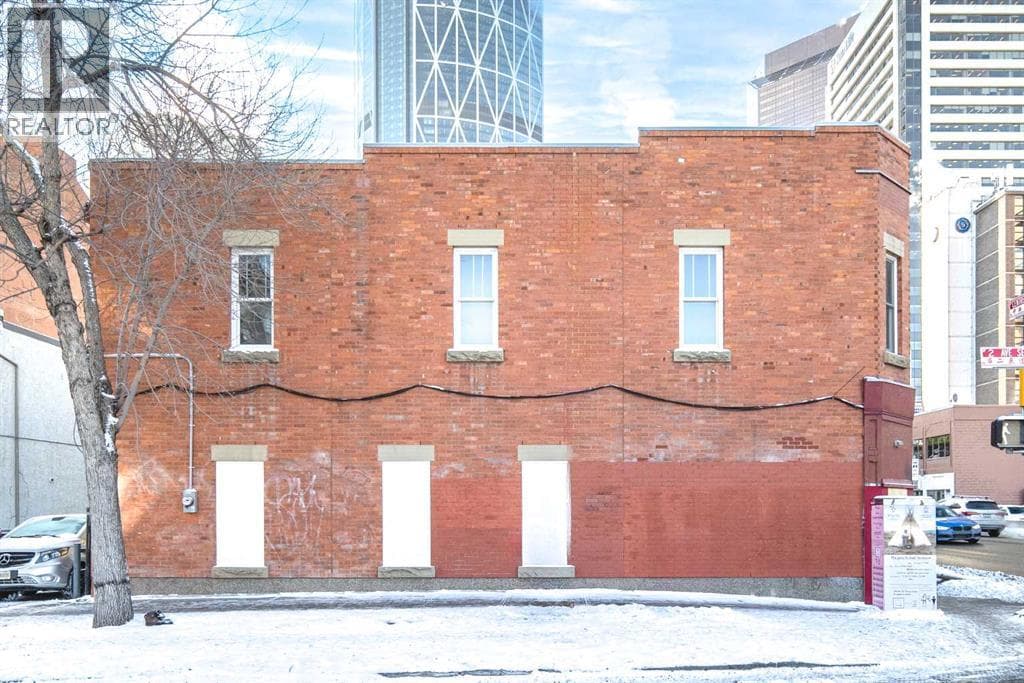 200A Centre Street SE — photo 3