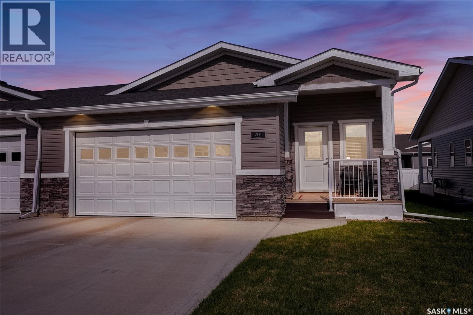 701 1015 Bradley STREET — photo 2