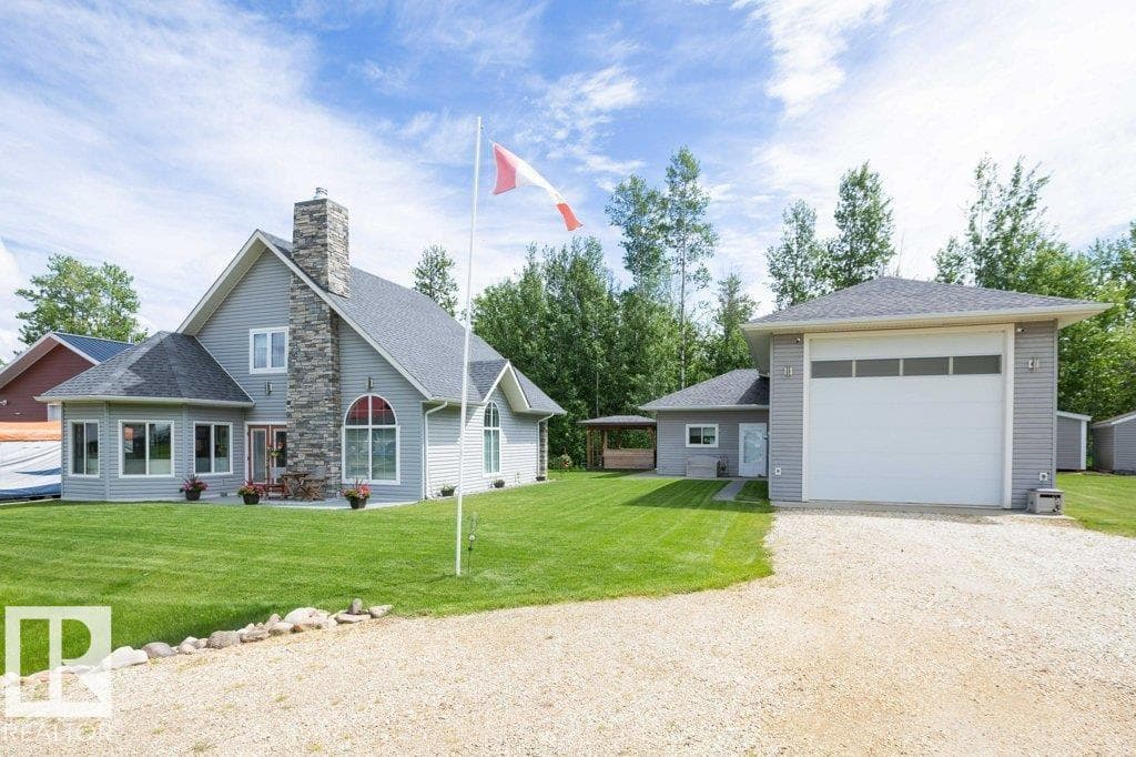#86 160 Peace River AV