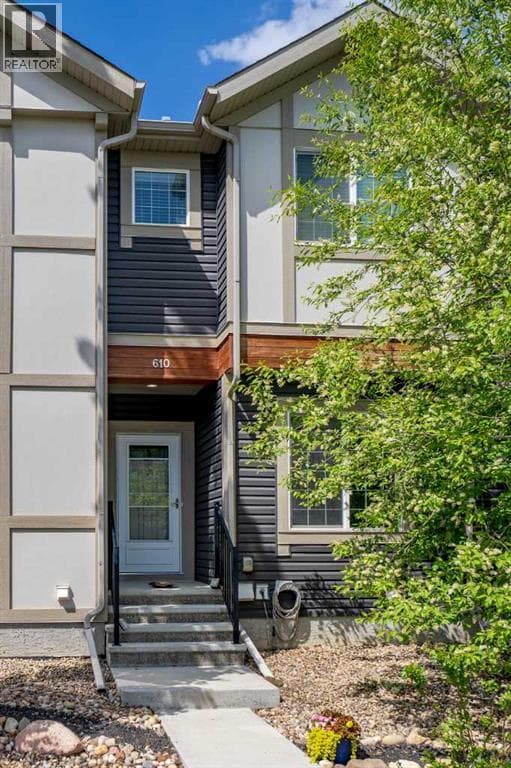 610 Hillcrest Road SW — photo 3