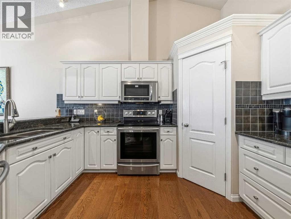 84 Sierra Morena Landing SW — photo 5