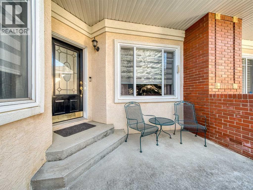 84 Sierra Morena Landing SW — photo 2