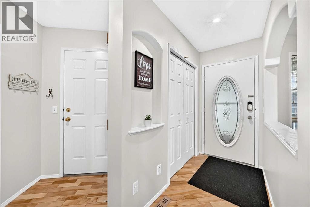 27 Covette Green NE — photo 4