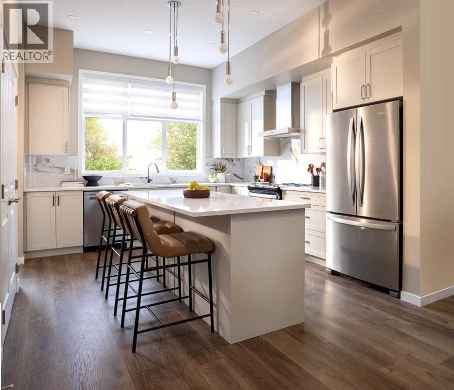1352 Mahogany Boulevard SE — photo 2