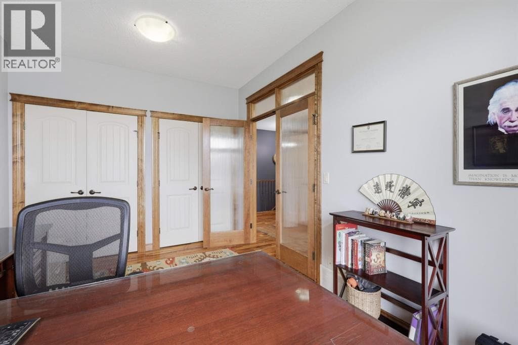 8 Laurel Close — photo 5