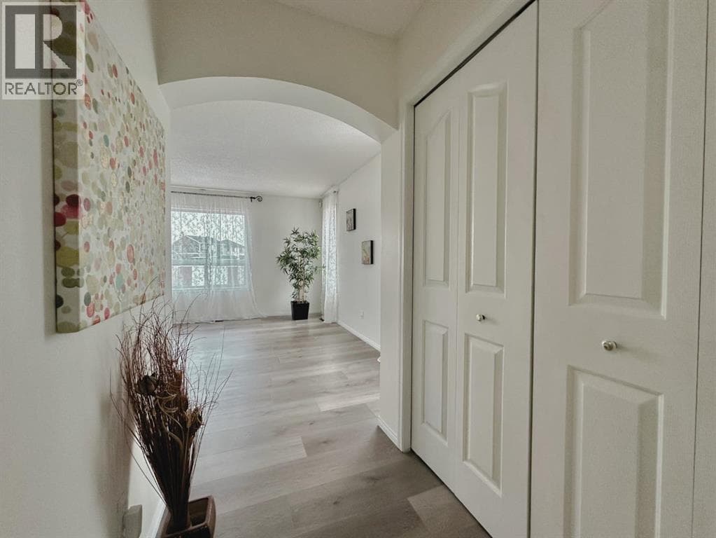 139 Bridlewood Circle SW — photo 3