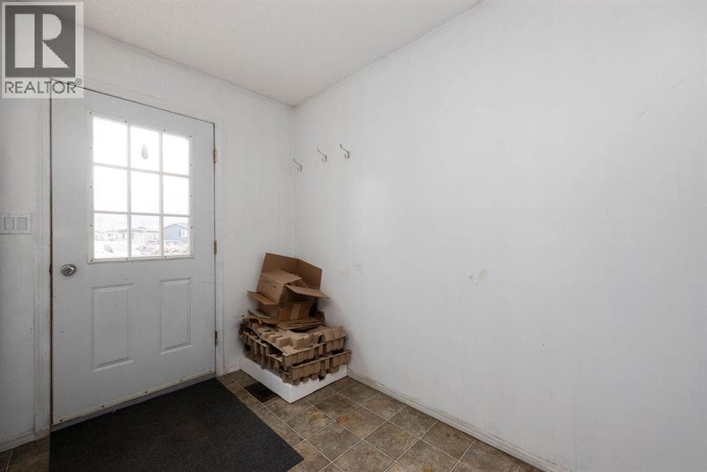 132 Grenada Place — photo 3