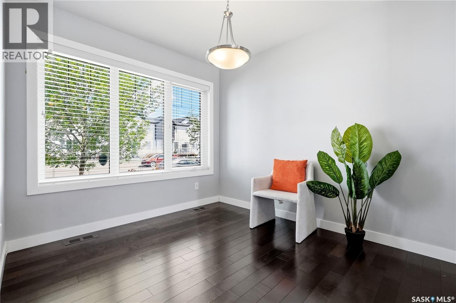 2817 Narcisse DRIVE — photo 4