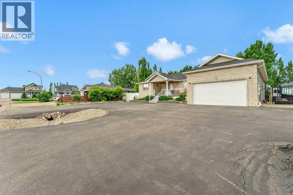 1023 Eagle Ridge Drive — photo 4