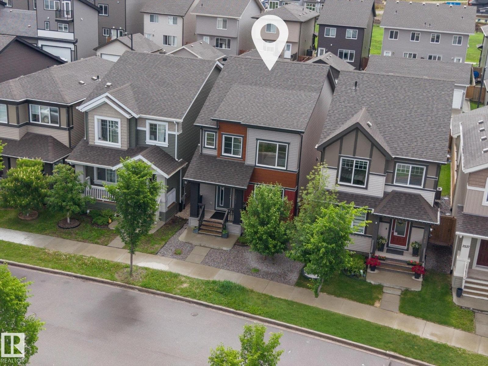 2533 PRICE WY SW — photo 2