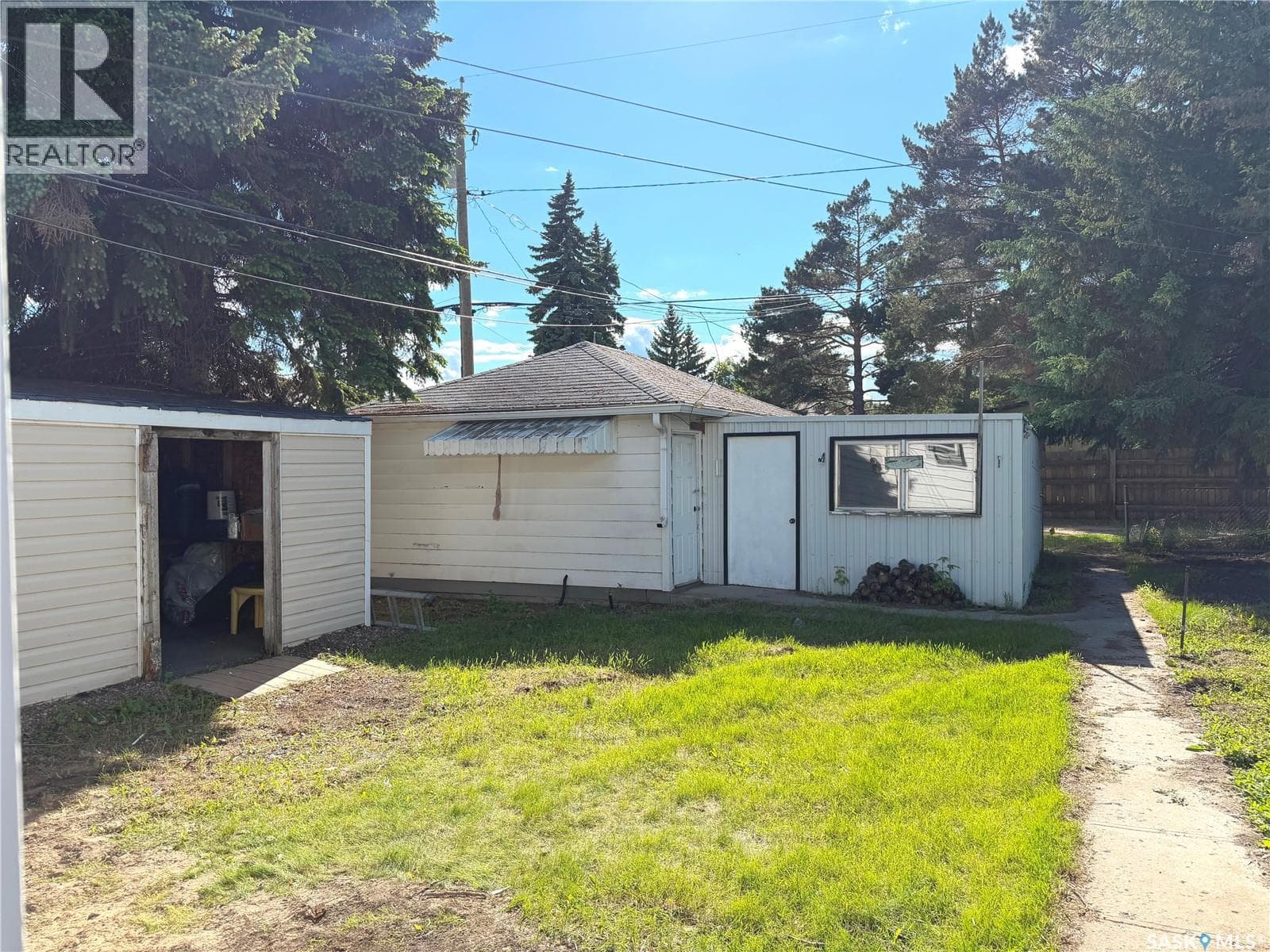 206 Watson STREET — photo 4