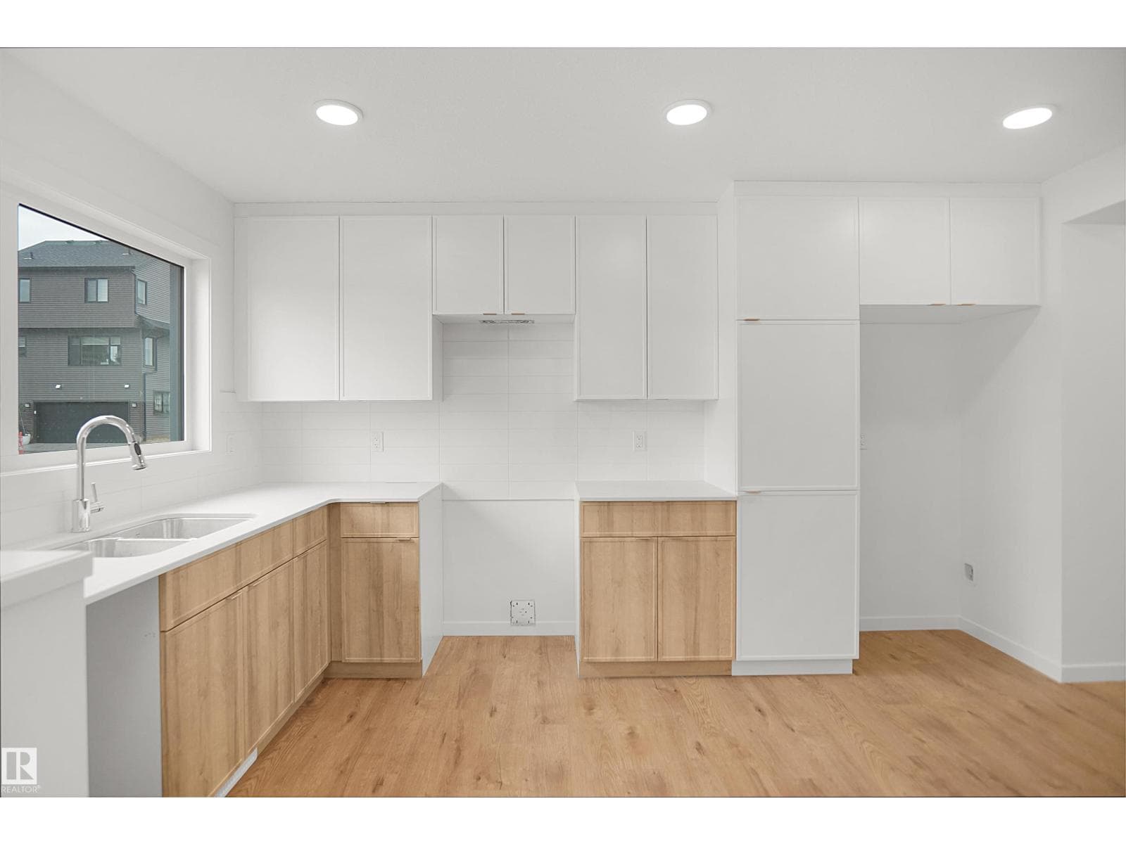 #92 1430 Aster WY NW — photo 4