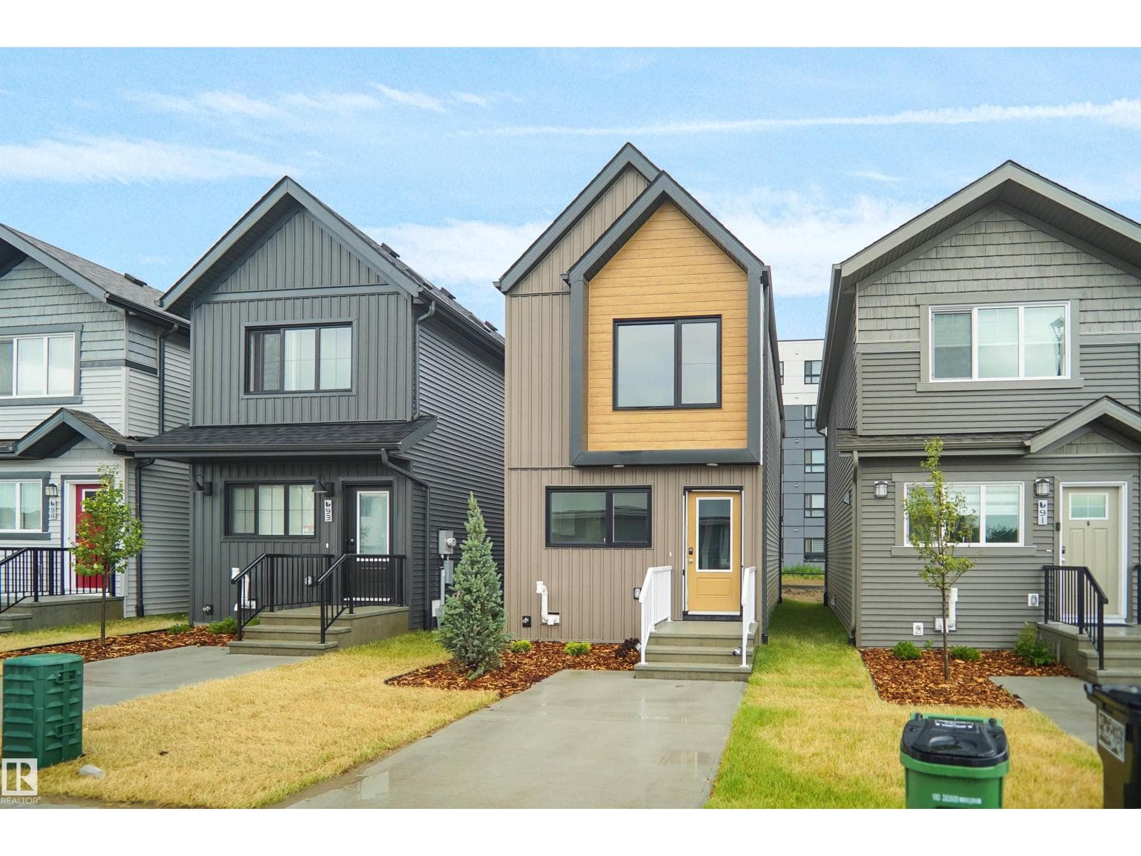#92 1430 Aster WY NW — photo 2