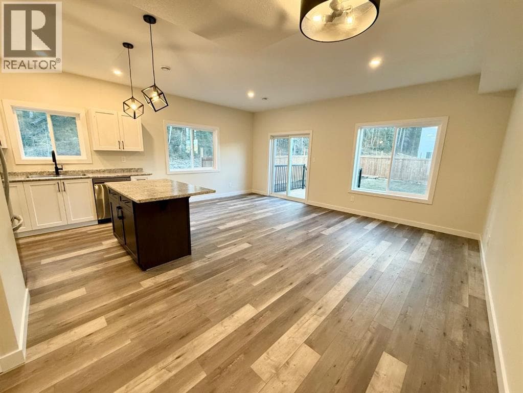 328C BOUTIN Avenue — photo 4