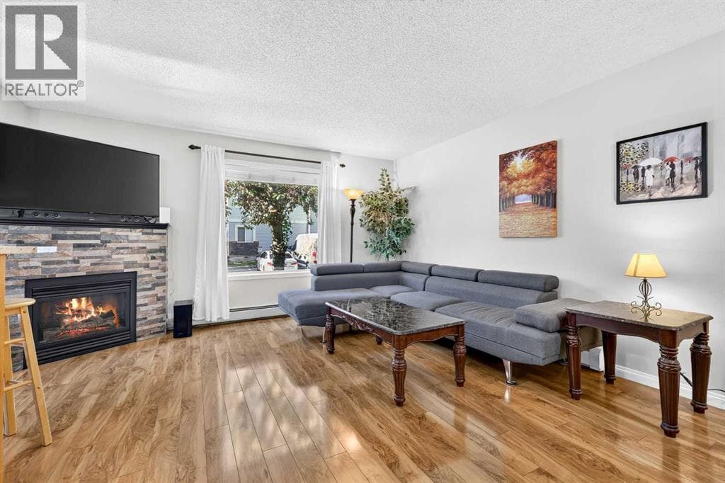 105, 5105 Valleyview Park SE — photo 4