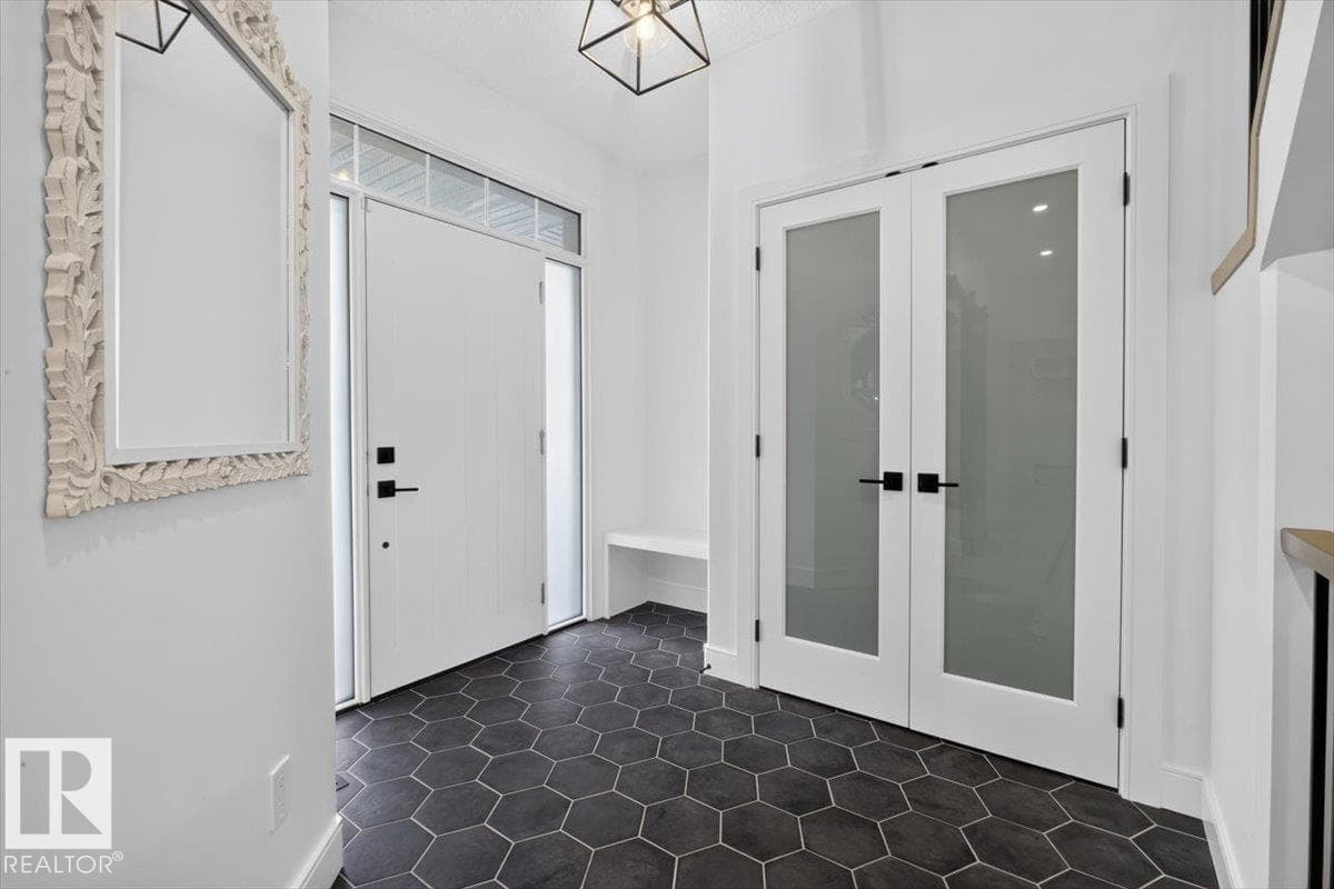 4470 SUZANNA CR SW — photo 2