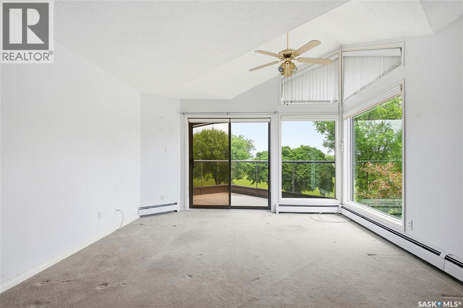317 2305 Adelaide STREET E — photo 5