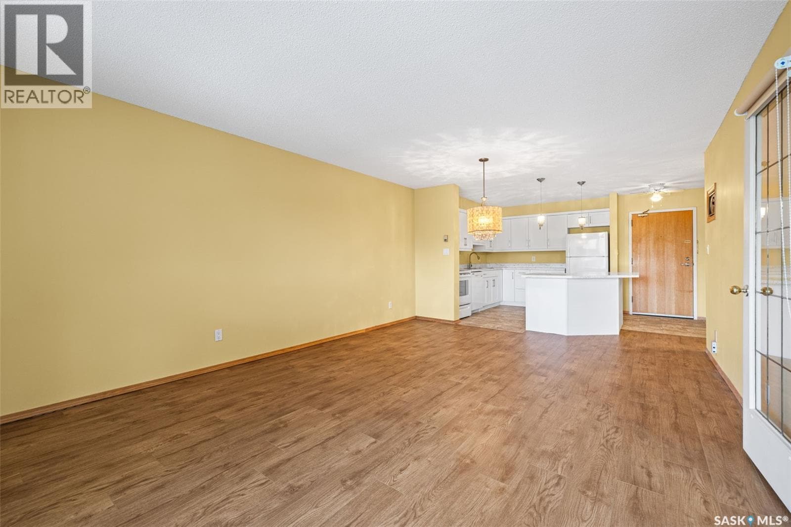 329 960 Assiniboine AVENUE — photo 4