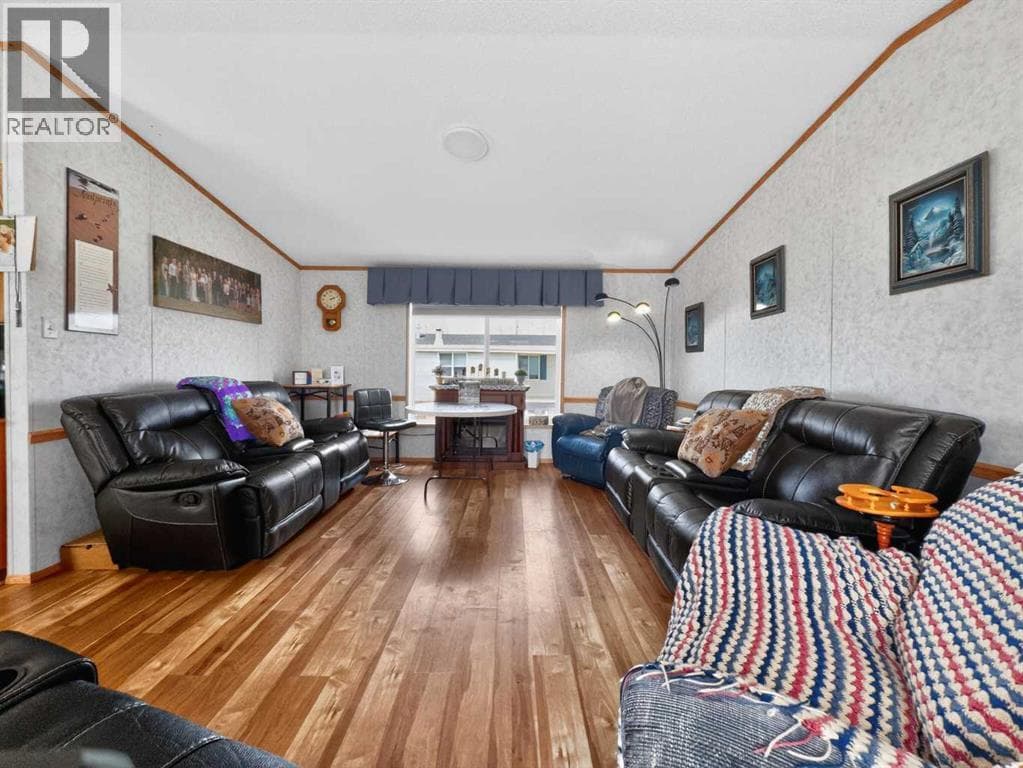 10202 Homestead Way — photo 5