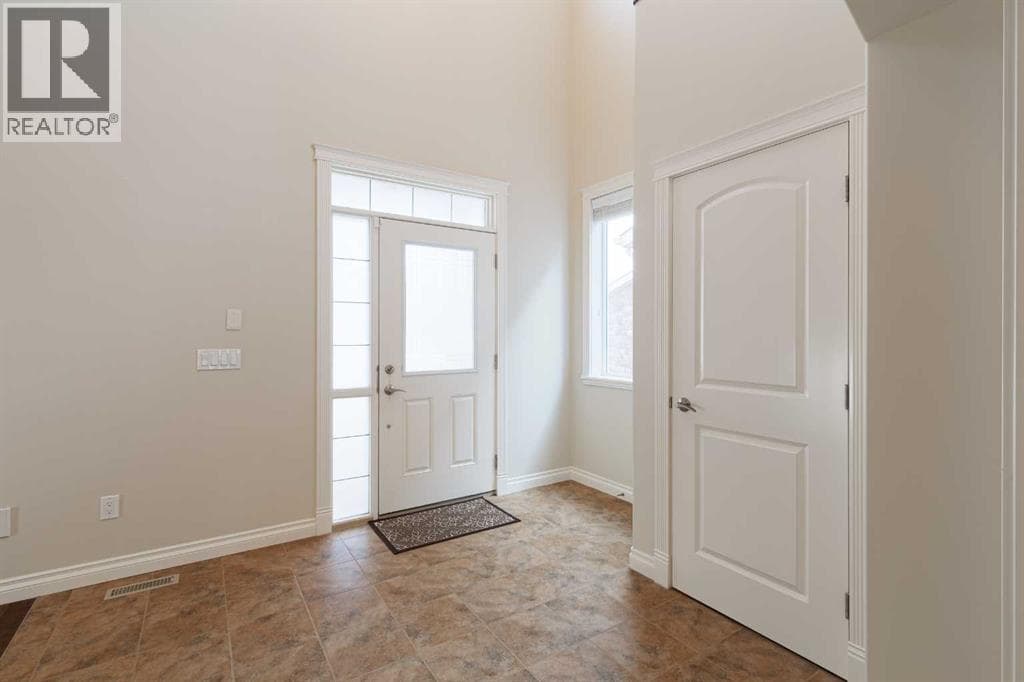 97 Aspenshire Drive SW — photo 2
