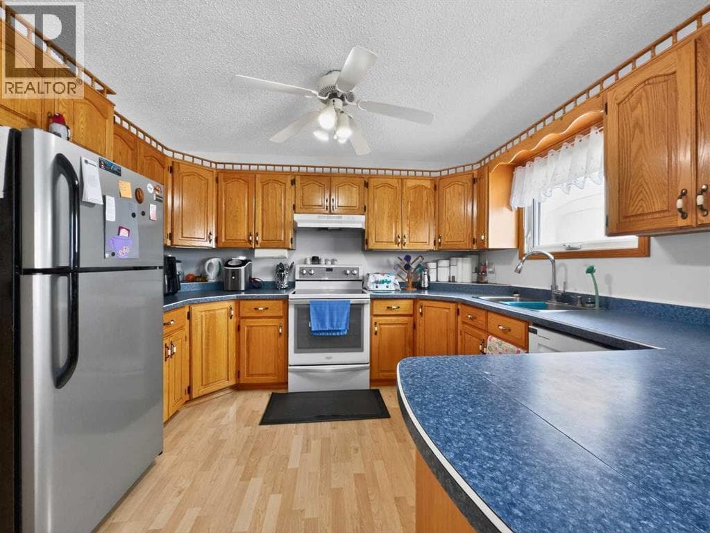 107078 Range Road 144 — photo 4