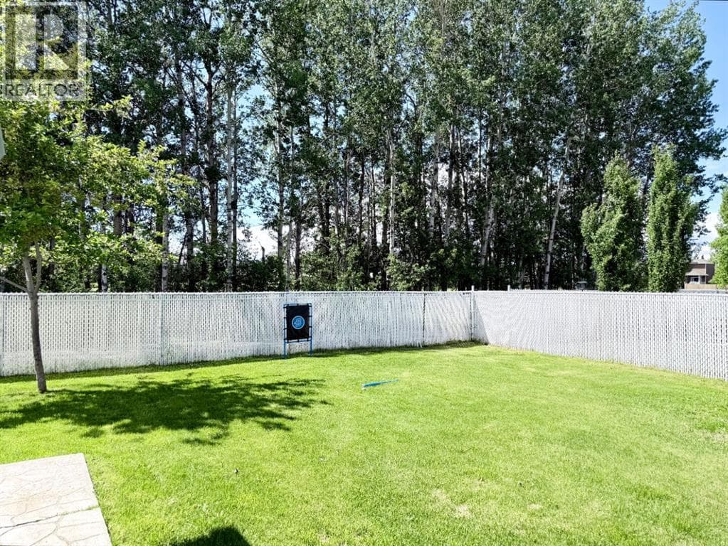 42 Olson Crescent — photo 2