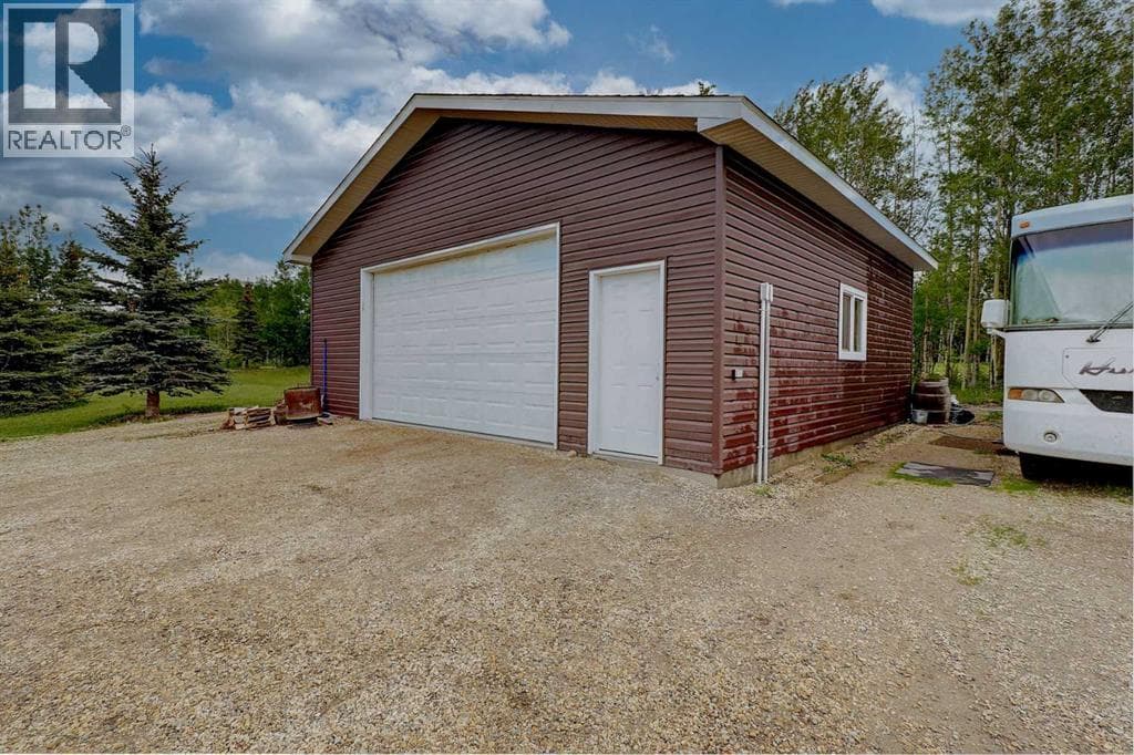 1  744018 Range Road 63 — photo 2