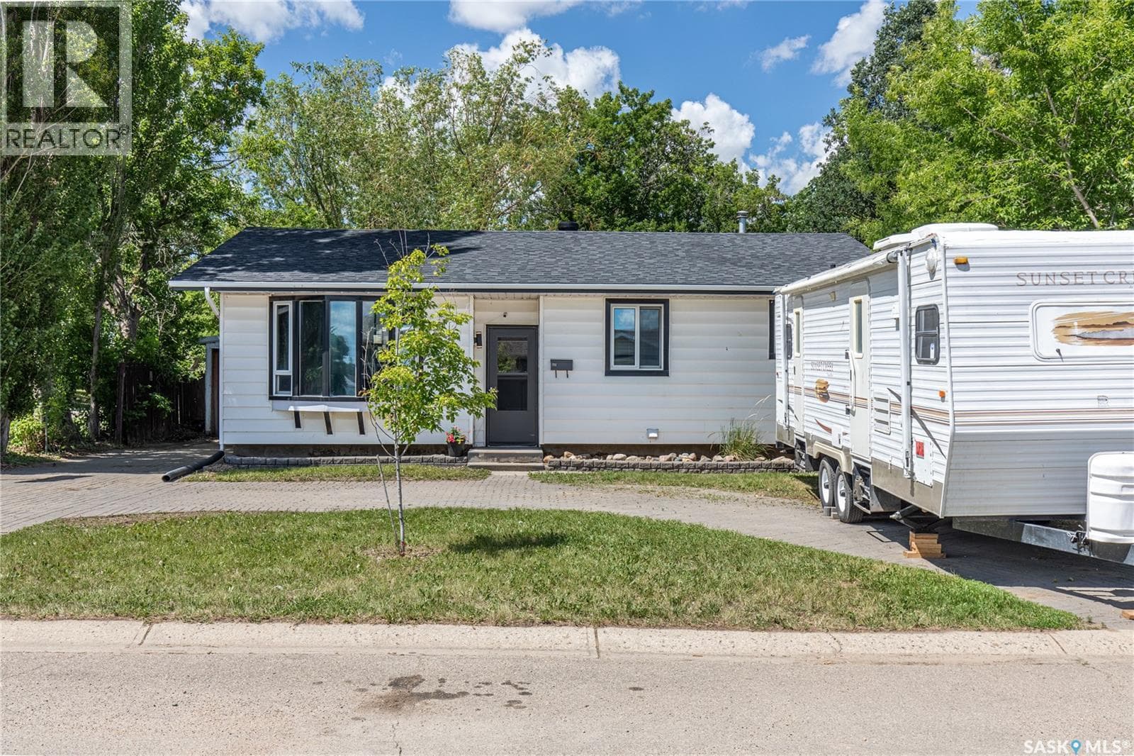 1387 Manitou CRESCENT — photo 5